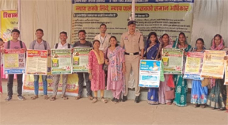 गंगा मैया मंदिर प्रांगण झलमला में ‘मिशन वात्सल्य’ एवं ‘मिशन शक्ति’ के तहत जागरूकता अभियान